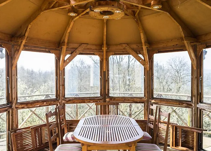 Villa Villanonna, Jacuzzi, Billards, Pétanque, Ping-pong, 12 Couchages, Terrasse Plein Soleil - Larès *