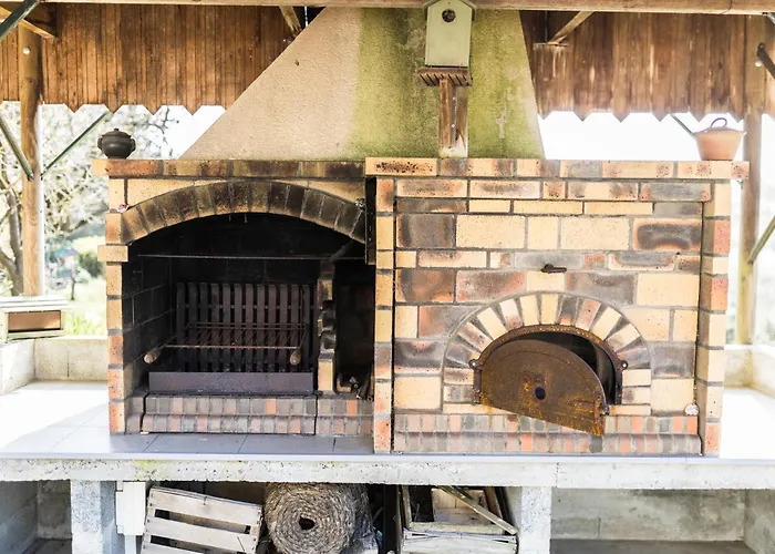 Villanonna, Jacuzzi, Billards, Pétanque, Ping-pong, 12 Couchages, Terrasse Plein Soleil - Larès