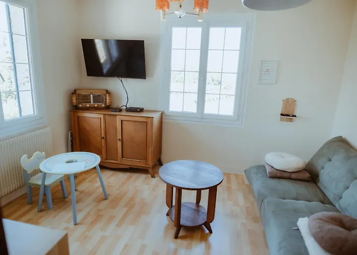 Villa Villanonna, Jacuzzi, Billards, Pétanque, Ping-pong, 12 Couchages, Terrasse Plein Soleil - Larès Saint Remy sur Orne