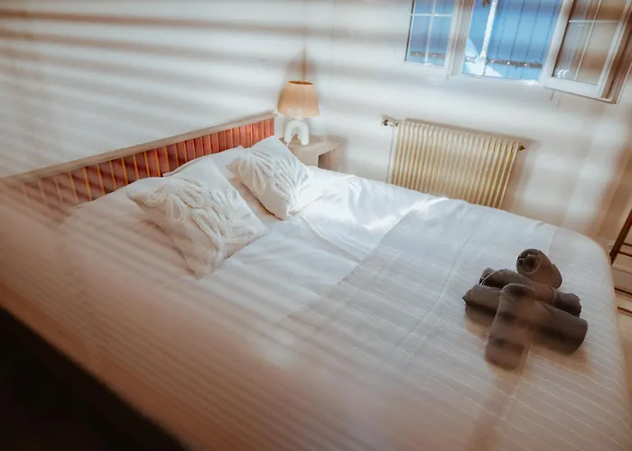 Villanonna, Jacuzzi, Billards, Pétanque, Ping-pong, 12 Couchages, Terrasse Plein Soleil - Larès * Saint Remy sur Orne