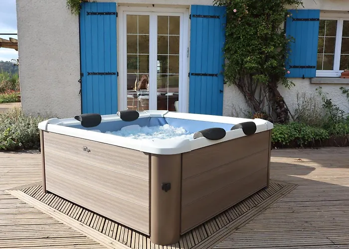 Villa Villanonna, Jacuzzi, Billards, Pétanque, Ping-pong, 12 Couchages, Terrasse Plein Soleil - Larès